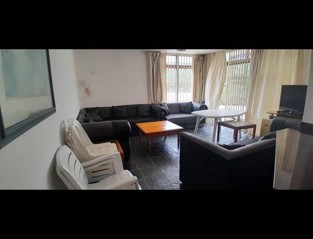 3 BEDROOM APARTMENT FOR SALE IN BEACON ROCKS